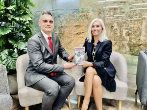 Hernan López Mayoralas y Nina Vélez-Troya