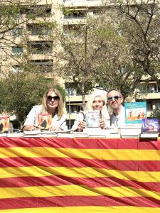 Los tres autores de Esstudio Ediciones: Belén Anguas, Nina Vélez-Troya y Chema Contreras